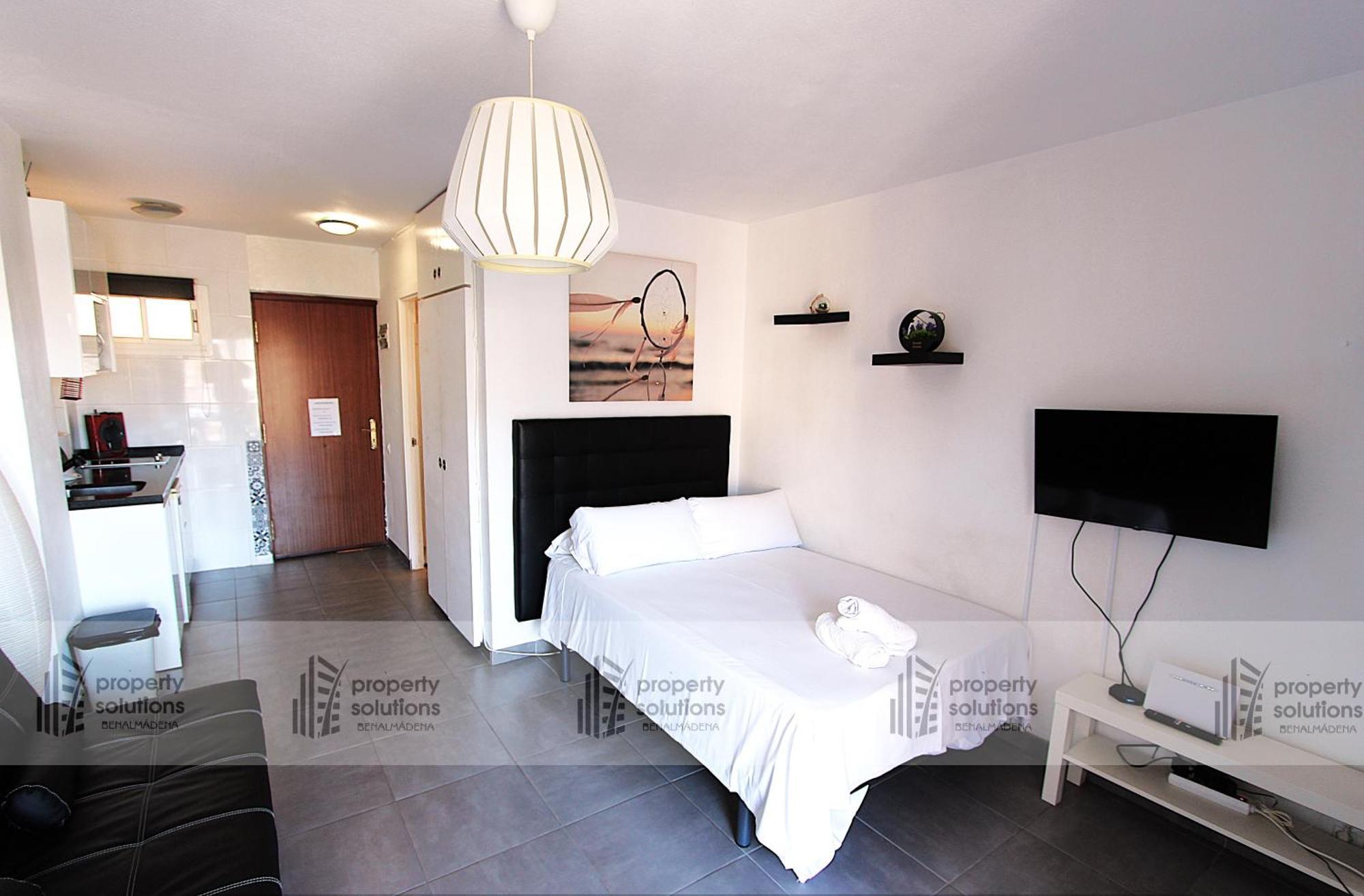 901 Estudio Aguila Apartamentos - Vista Al Mar ベナルマデナ エクステリア 写真