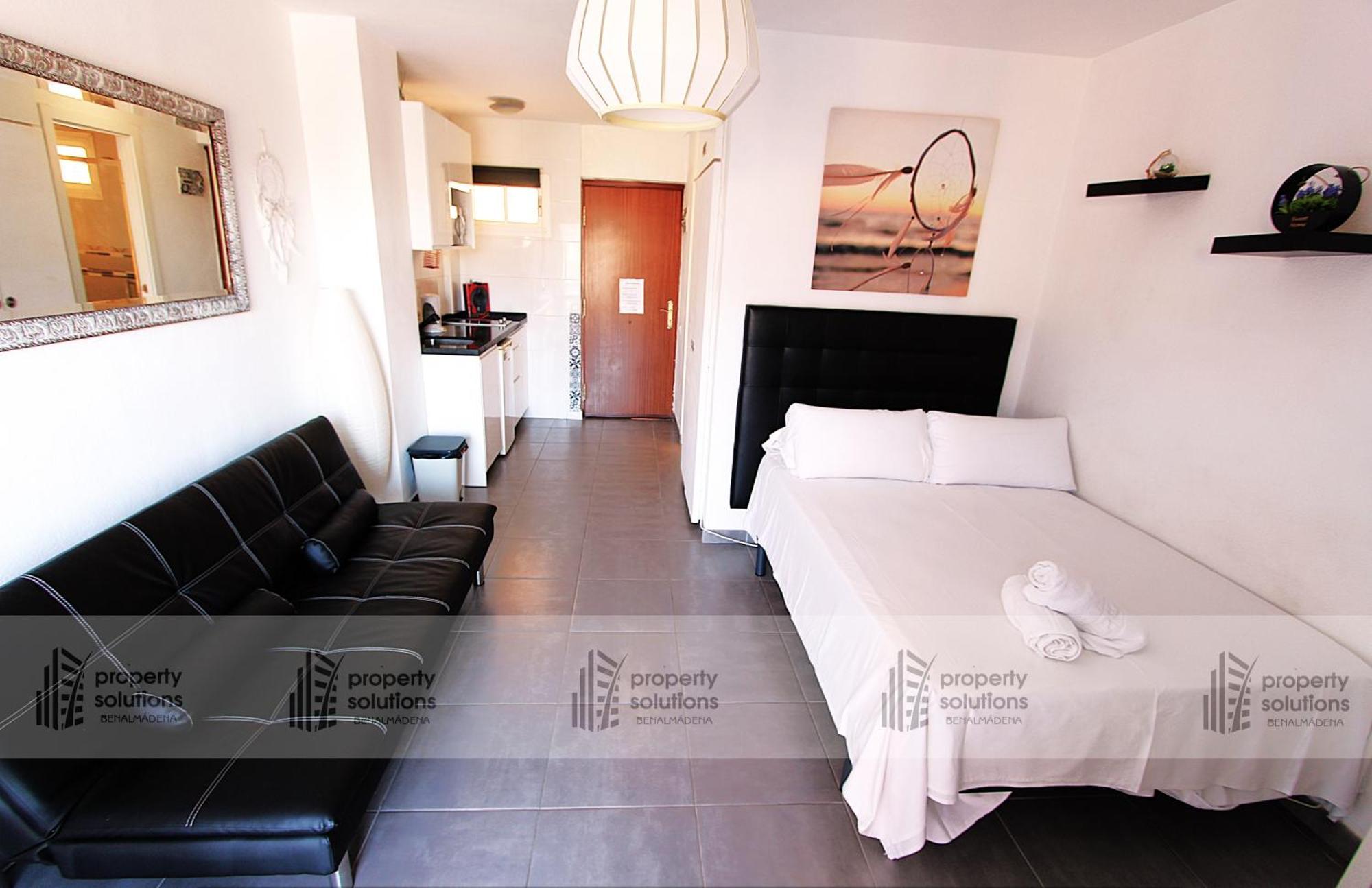 901 Estudio Aguila Apartamentos - Vista Al Mar ベナルマデナ エクステリア 写真
